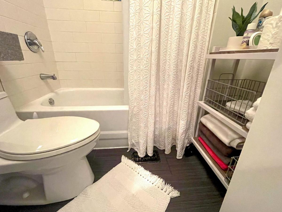 Wrigleyville Friends Unit - 5Bdrm Chicago Extérieur photo